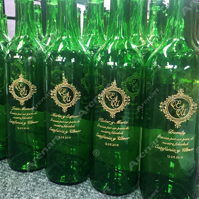botellas-matrimonio-verde-vidrio-grabado-arenado-personalizado-arenart.jpg