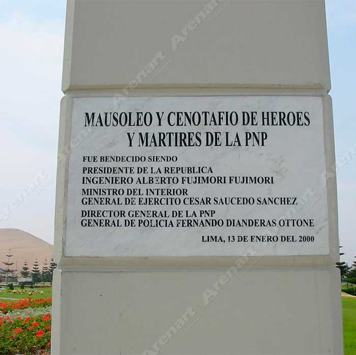 grabado-mausoleo-y-cenotafio-heroes.jpg